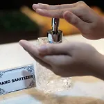 Khách sạn Lyn Mini