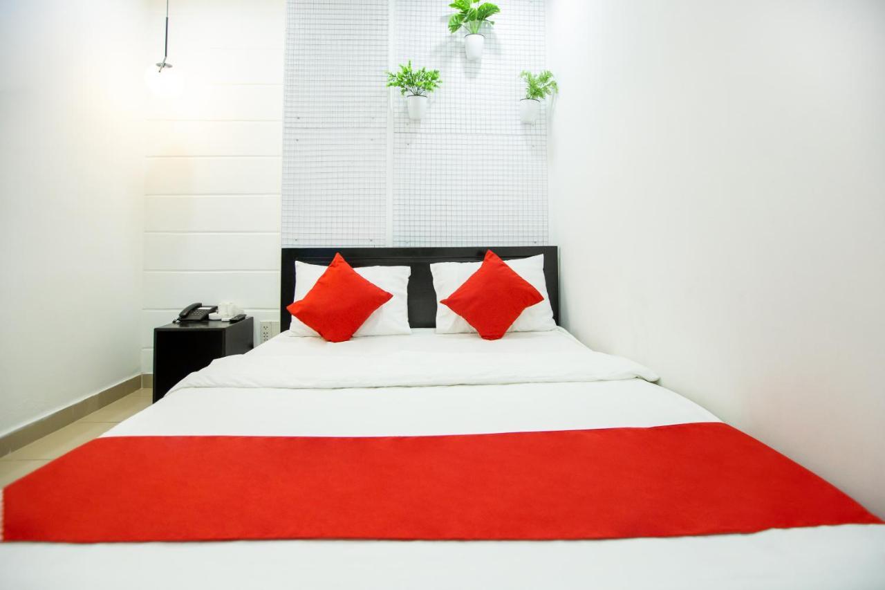 Khách sạn Lyn Mini 2*
